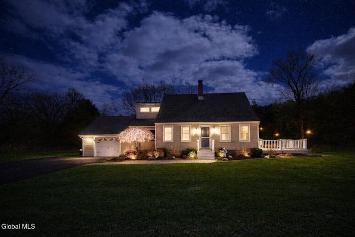 124 Gi Road, Guilderland, NY, photo 4