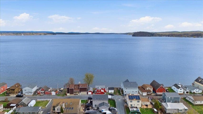 18 Shore Avenue, Malta, NY, photo 4
