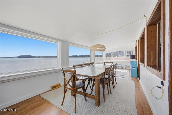 18 Shore Avenue, Malta, NY, photo 3
