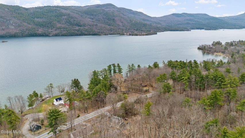 8121 Lakeshore Drive, Hague, NY, photo 4