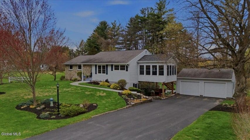 43 Meadowview Drive, Queensbury, NY, photo 1