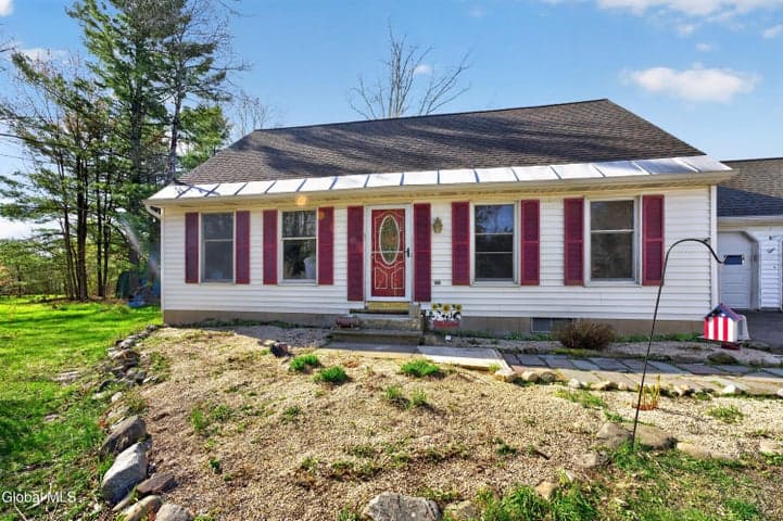 198 2nd Dyke Road, Averill Park, NY, photo 2
