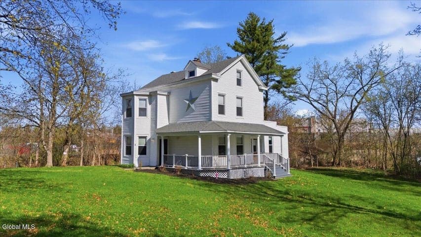 3613 Becker Street, Niskayuna, NY, photo 3