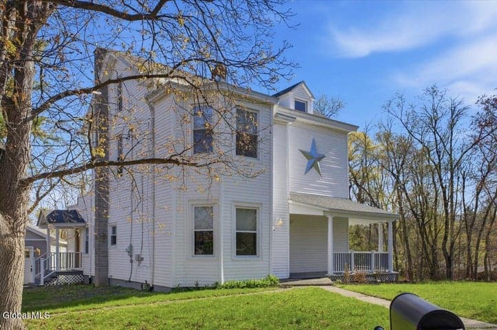 3613 Becker Street, Niskayuna, NY, photo 4