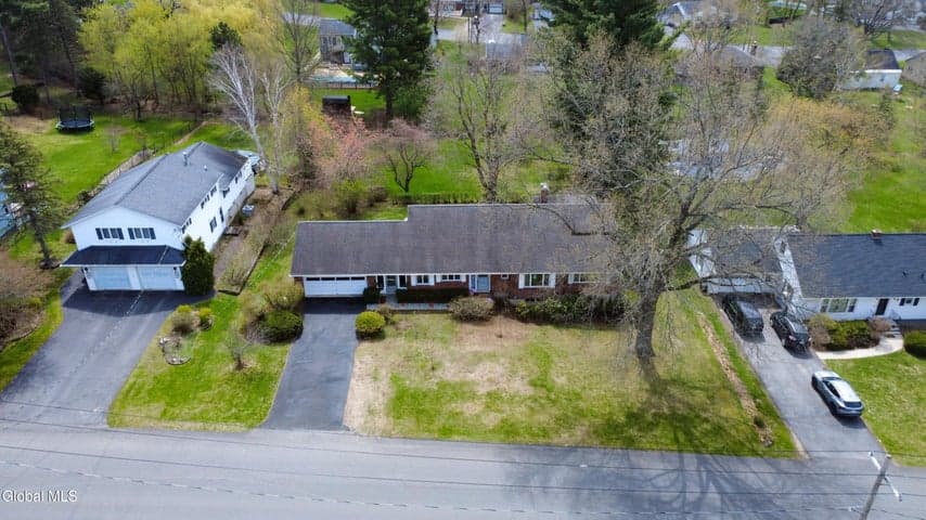 43 Coolidge Road, Amsterdam, NY, photo 3