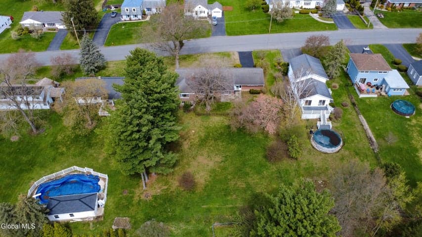 43 Coolidge Road, Amsterdam, NY, photo 4