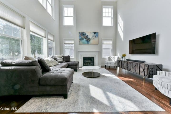 8 Maria Lane, Saratoga Springs, NY, photo 5
