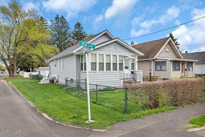 1636 9th Avenue, Watervliet, NY, photo 2