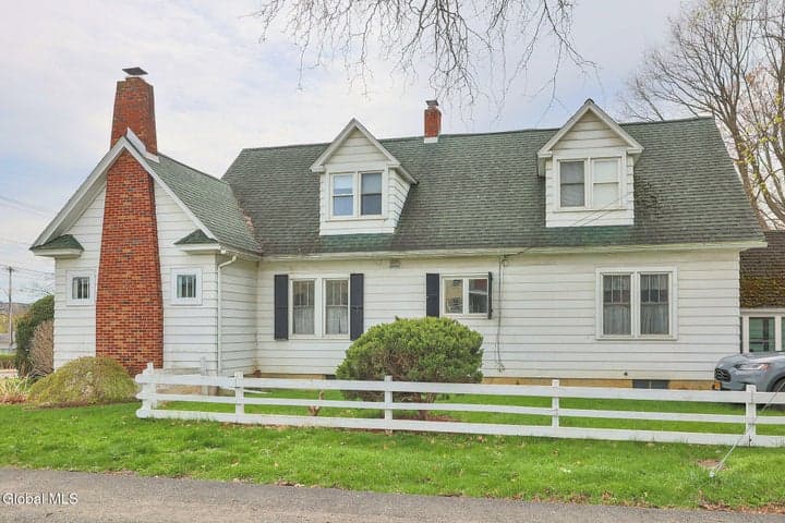 9 6th Street, Waterford, NY