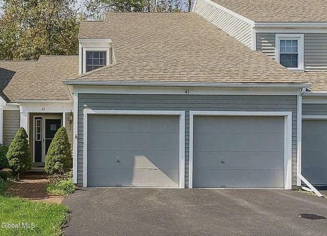 41 Ridgefield Drive, Voorheesville, NY, photo 1