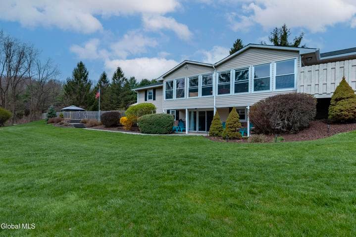 13 Mountain View Road, Schodack, NY, photo 5