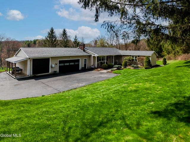 13 Mountain View Road, Schodack, NY, photo 4