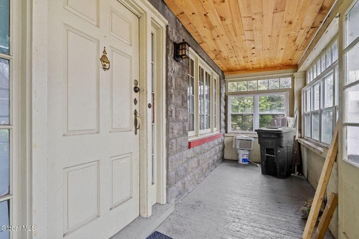 14 103rd Street, Troy, NY, photo 2