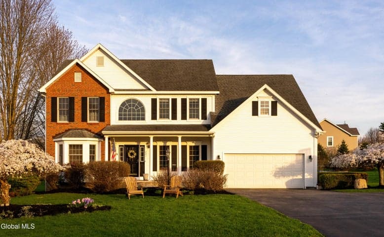 201 Longhouse Lane, Guilderland, NY, photo 1
