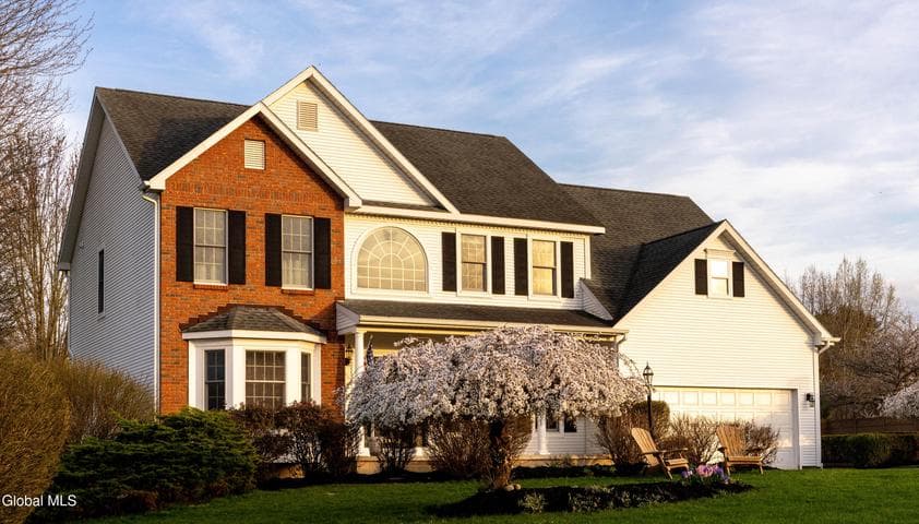 201 Longhouse Lane, Guilderland, NY, photo 2