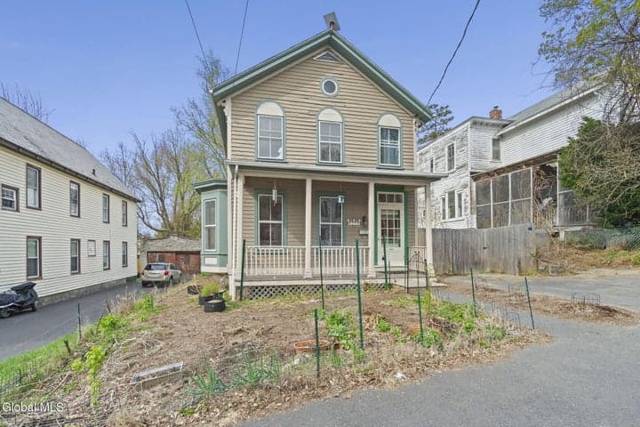 21 Lansing Avenue, Troy, NY, photo 2
