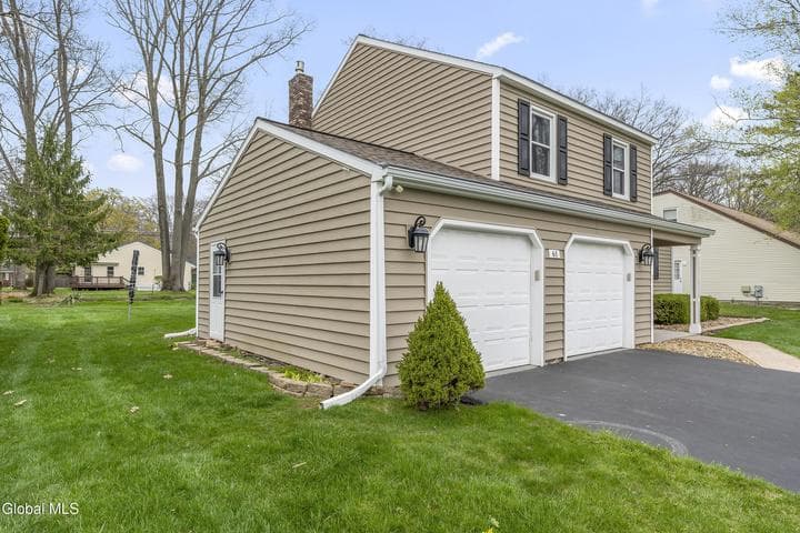 61 Longmeadow Drive, Bethlehem, NY, photo 4