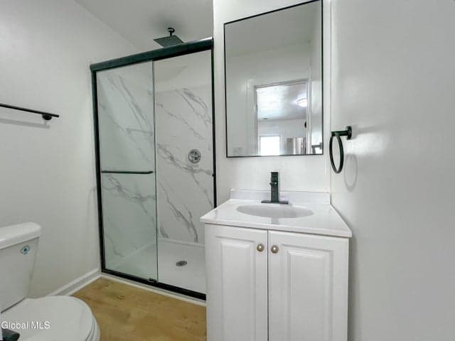 21 Grove Place, Schenectady, NY, photo 3