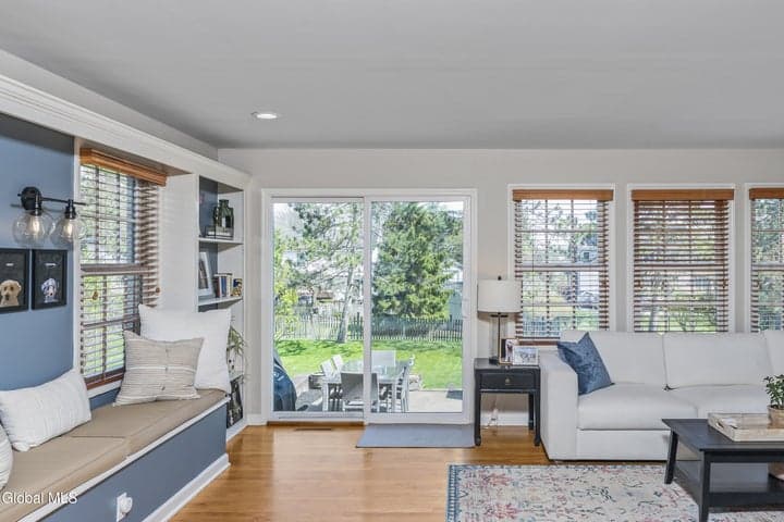 3 Cephalonia Drive, Niskayuna, NY, photo 5
