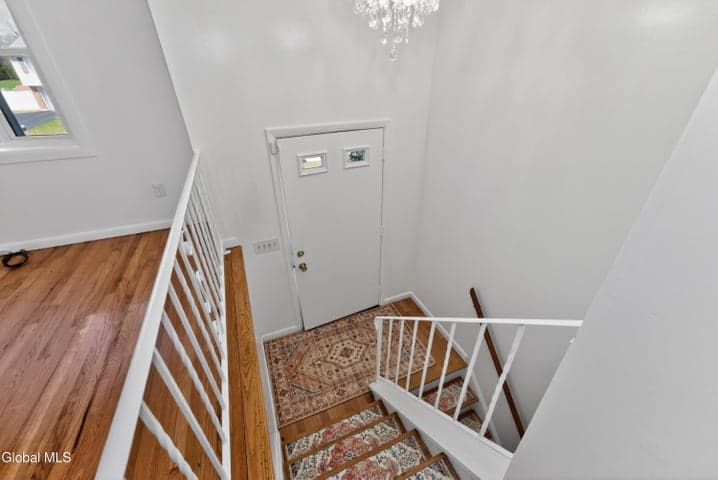 2 Maple Drive, Colonie, NY, photo 5