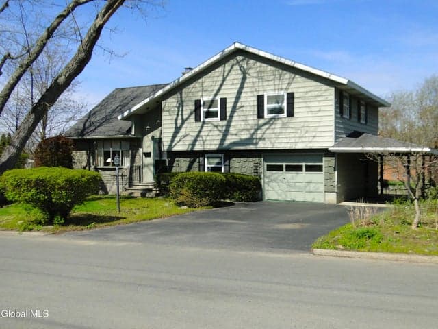 2085 Lancaster Street, Schenectady, NY, photo 1