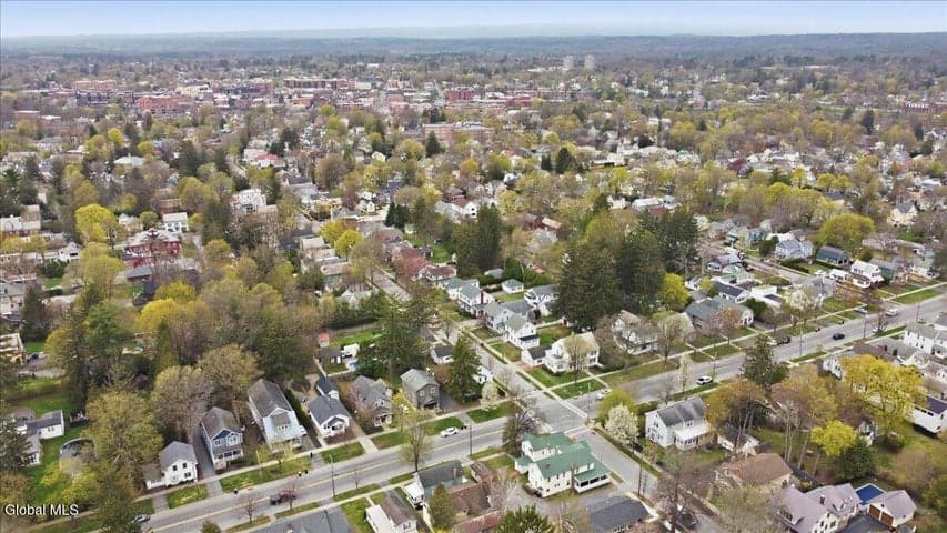 214 East Avenue, Saratoga Springs, NY, photo 3