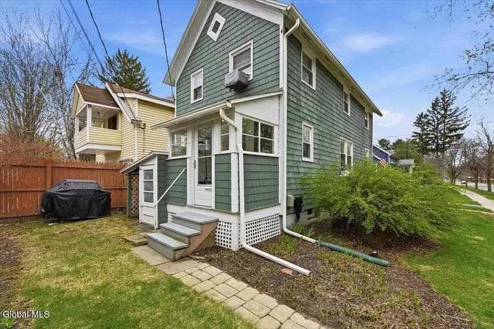 214 East Avenue, Saratoga Springs, NY, photo 4
