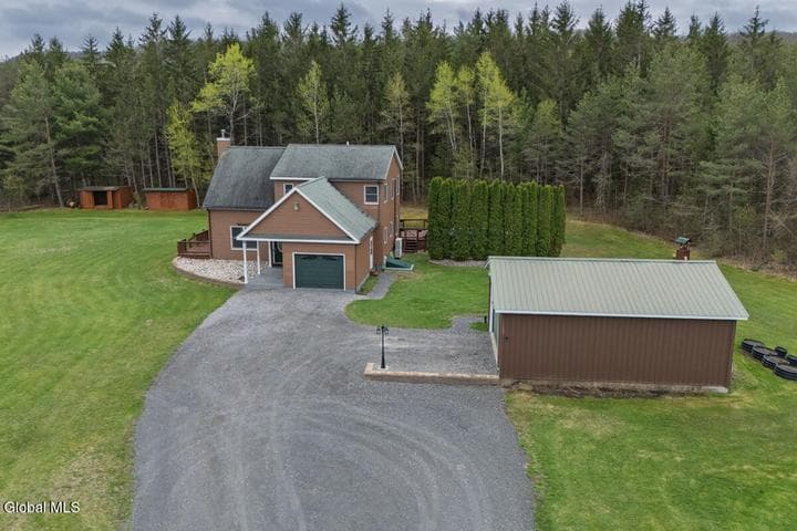 4 Debbie Drive, Altamont, NY, photo 2