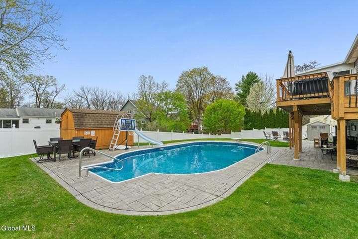 812 Mann Avenue, Rensselaer, NY, photo 4
