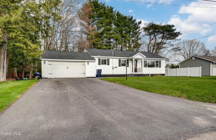 114 Watrobski Drive, Perth, NY, photo 2