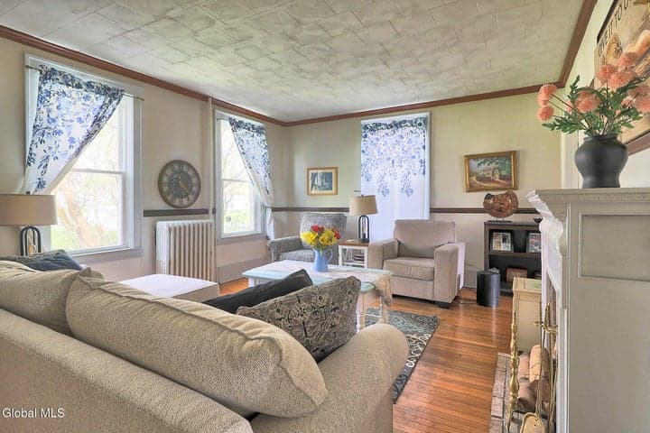 21 Main Street, Rexford, NY, photo 2