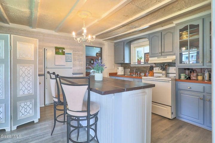 21 Main Street, Rexford, NY, photo 4