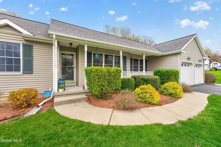 3 Rosemary Drive, North Greenbush, NY, photo 4
