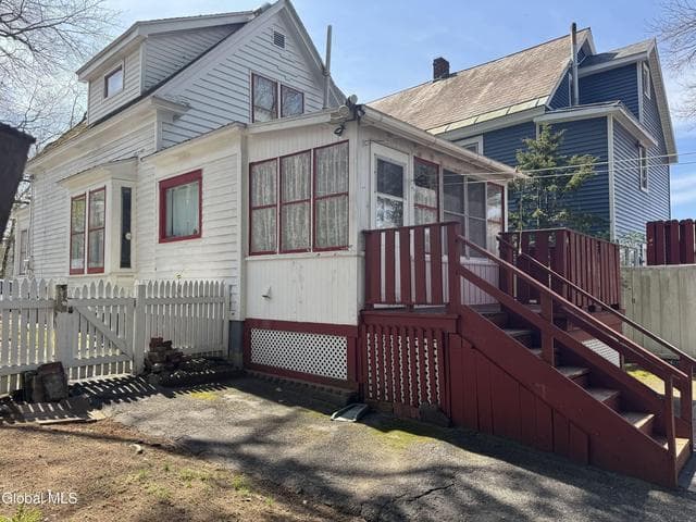 35 Cornell Street, Schenectady, NY, photo 3