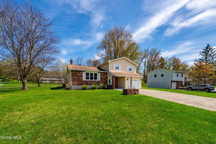 50 Fairlawn Drive, Bethlehem, NY, photo 4