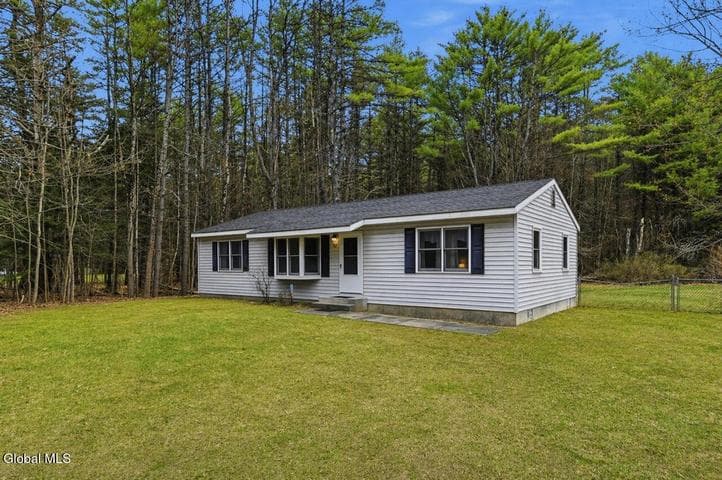 861 Lake Avenue, Lake Luzerne, NY, photo 1