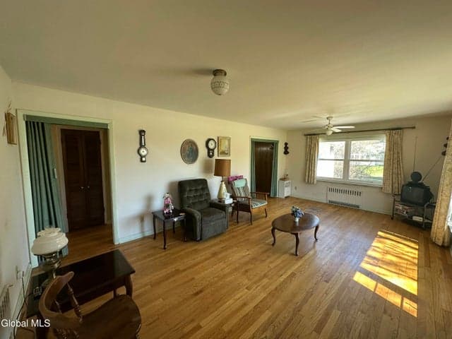 427 Ridge Road, Queensbury, NY, photo 3