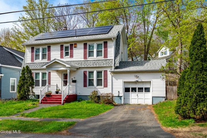 11 Putnam Street, Brunswick, NY, photo 2