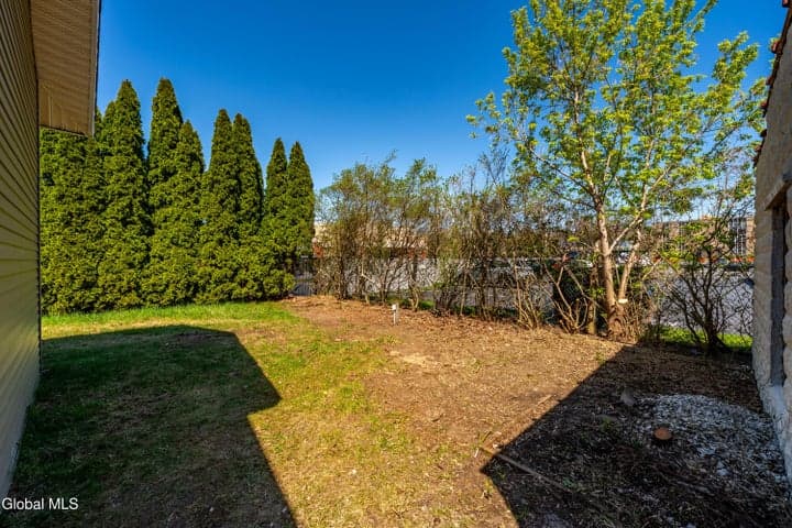 39 Taft Avenue, Albany, NY, photo 4