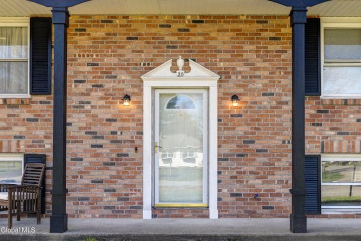 20 Wynnefield Drive, Moreau, NY, photo 5