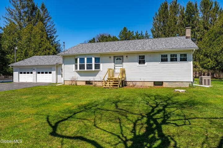 109 County Route 412, Westerlo, NY, photo 2
