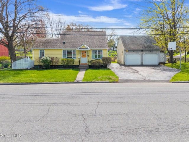 15 Albermarle Road, Scotia, NY, photo 2