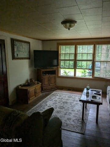 16 Louden Road, Saratoga Springs, NY, photo 4