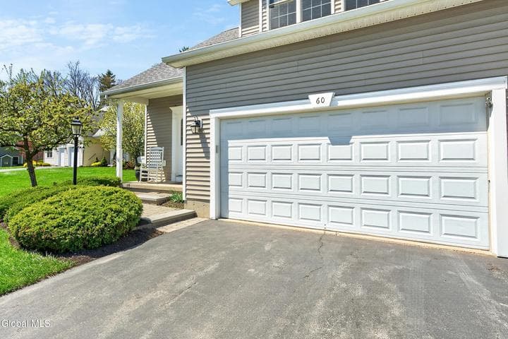 60 Oakmont Street, Niskayuna, NY, photo 2
