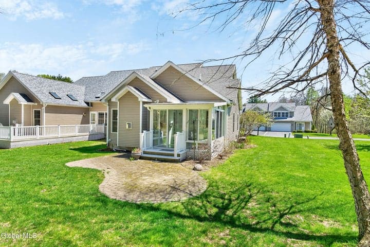60 Oakmont Street, Niskayuna, NY, photo 5