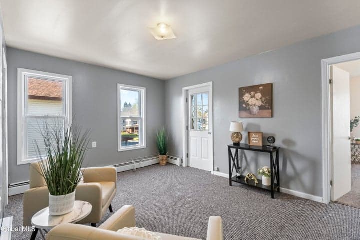 1066-1068 Hegeman Street, Schenectady, NY, photo 3