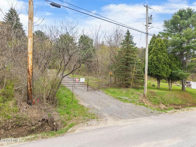 L 24.2 Switzer Hill Road, Fonda, NY, photo 4