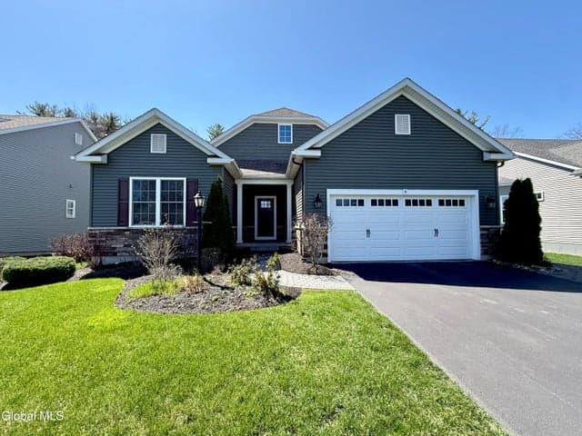 9 Linden Park Drive, Halfmoon, NY, photo 5