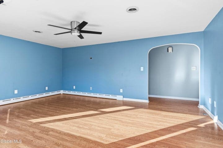 185 Exchange Street, Colonie, NY, photo 2