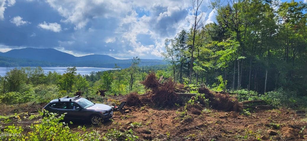 L13.7 Us Route 9, Schroon, NY, photo 2
